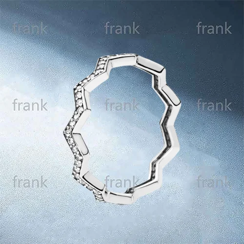 

197751CZ SHIMMERING ZIG ZAG RING