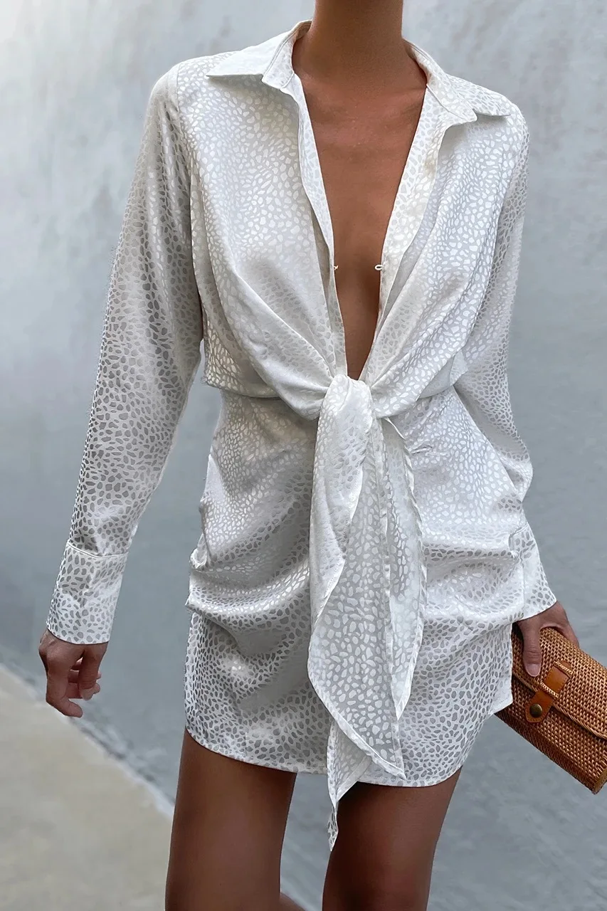 

2021 New Summer Sexy Hot Sale Women's V-neck Long-sleeved Shirt Dress Street Style Lace Jacquard Skirt