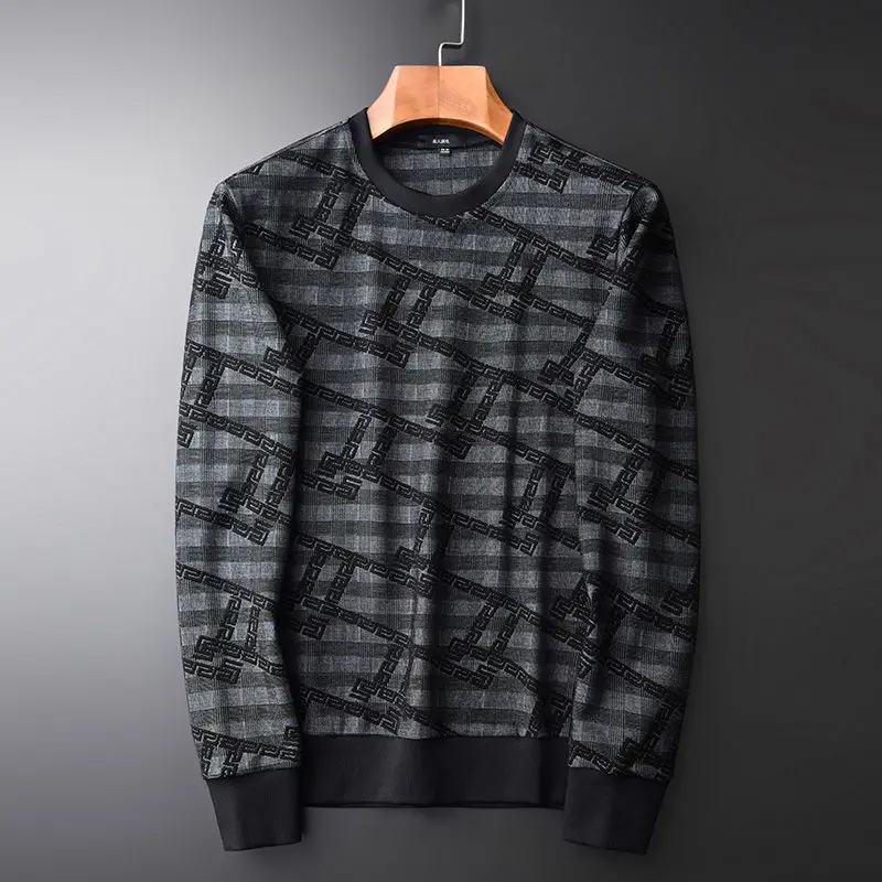 

New men's round neck sweater in autumn 2020