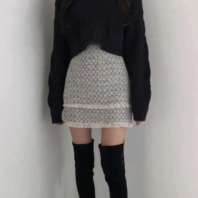 the skirt Корейский вязаный свитер с длинными рукавами и v-образным вырезом; короткий пуловер; вязаная одежда; коллекция года; сезон осень-зима; женская одежда на шнуровке - Цвет: the skirt