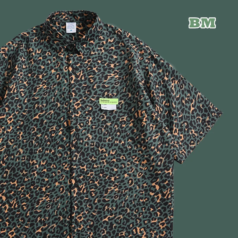 

2021 Summer European American Streetwear Leopard Print Shirt Men Women Hip Hop Couple Hawaiian Short Sleeve Harajuku Casual Tops