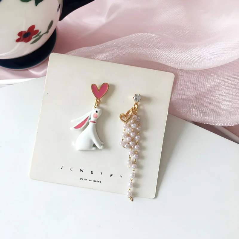 

Love Asymmetric Girls Tassel Fake Earrings Pearls Beautiful Temperament Statement Earrings