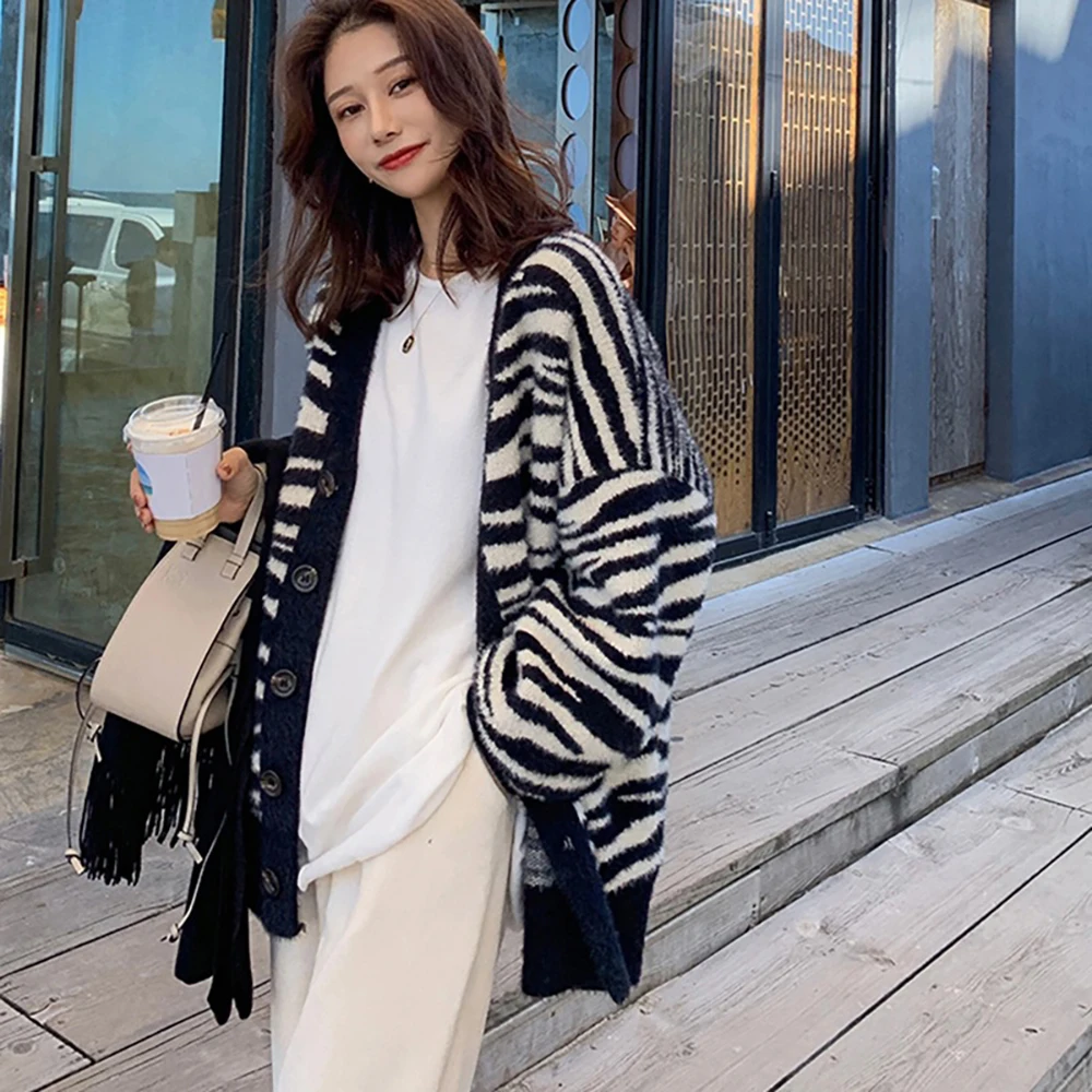 

Mohair Thickened Zebra Sweater Cardigan Autumn And Winter 2021 New Striped Oversized V-Neck Knitted Cardigan Coat
