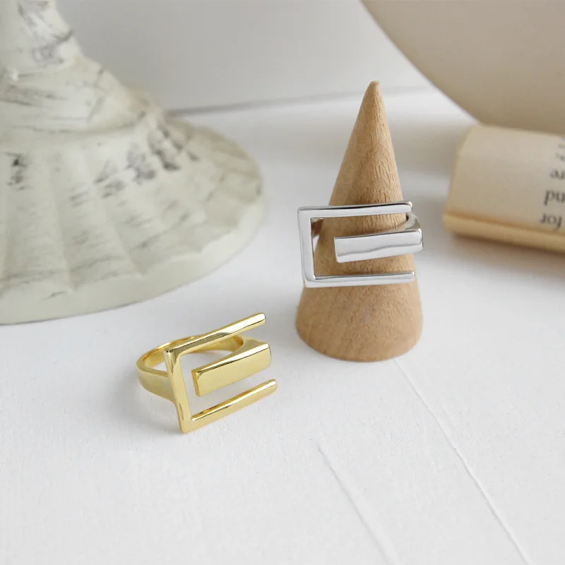 Кольцо женское из серебра кольца с буквами пробы минималистичное изменяемым