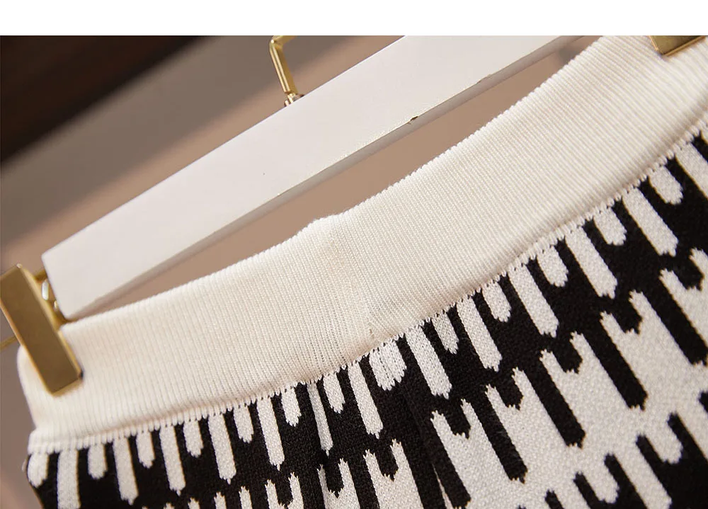 Женский трикотажный свитер с широкими штанинами HAMALIEL свободный в полоску стиле