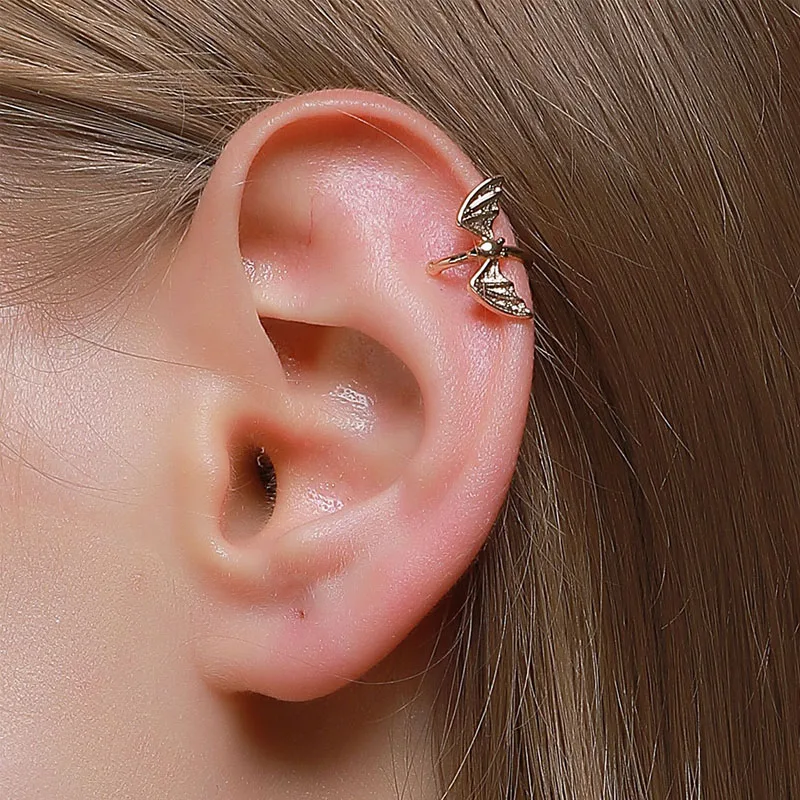 

No Pierced Earrings Fashion Accessories Bat Ear Clips Wing Ear Bone Clips Halloween Earrings Retro Personality