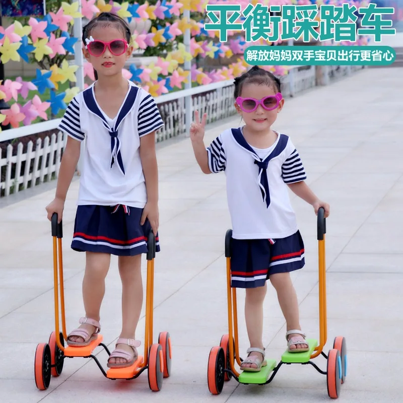 Машинки с педалями для детей игрушечные машинки катания скутер малышей