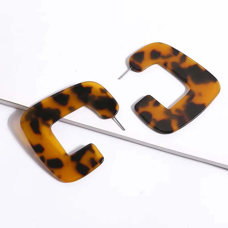 

2020 Women's Creative New Earrings Fashion Exaggerated Leopard Print Geometric Open Earrings High Quality