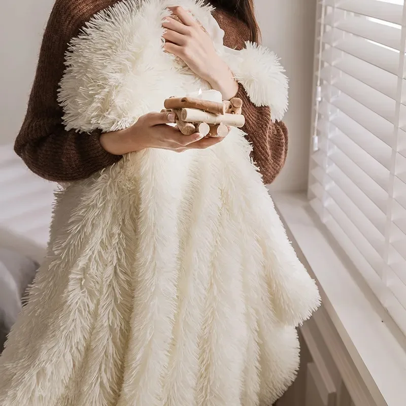 Покрывало на кровать 4-5 см голубое серое зимнее в японском стиле 2021 Х200 | Дом и сад