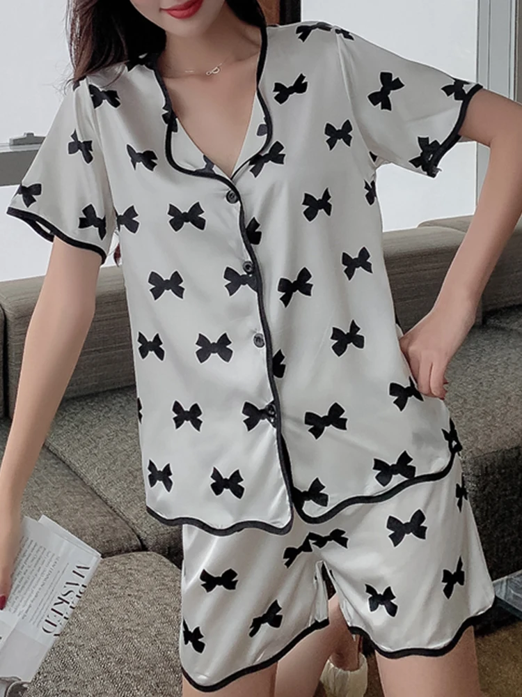 

Women's Pajamas Summer Lce Silk Short Sleeve Sets 2021 New Shorts Cardigan Thin Loose Bow Floral Silk Pajama Sets Home Clothes