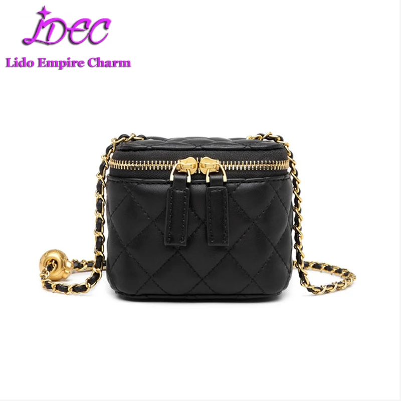 

Messenger makeup Bag Fashion Lingge chain small fragrant golden ball small square Zip shoulder belt Bag