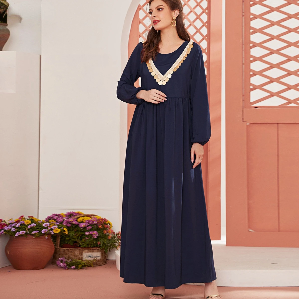 

Women Muslim Dress Sequins Long Sleeve Caftan Marocain Islamic Clothing Big Swing Long Robe Ramadan Dubai Turkey Hijab Abaya