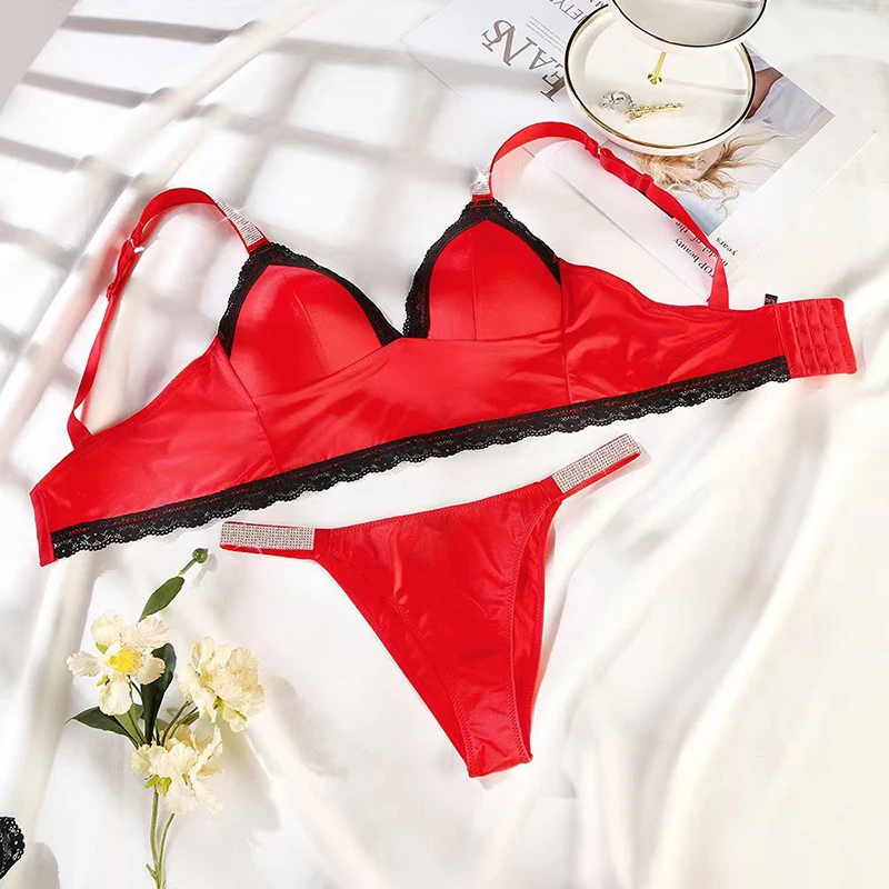 

2 Piece Briefs Sets Comfort Bras Set Letter Rhinestone Underwear Set Brand Design Sexy Lingerie Fashion Leopard Print Bra Panty
