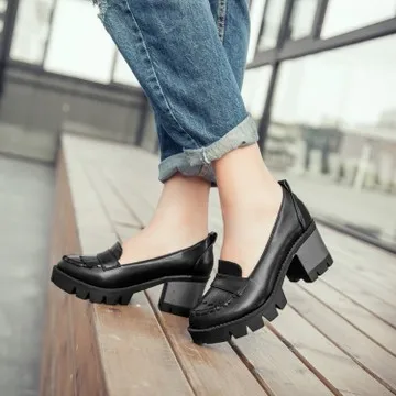 Женские тонкие туфли новинка 2019 года сезон весна женская обувь в стиле ретро на