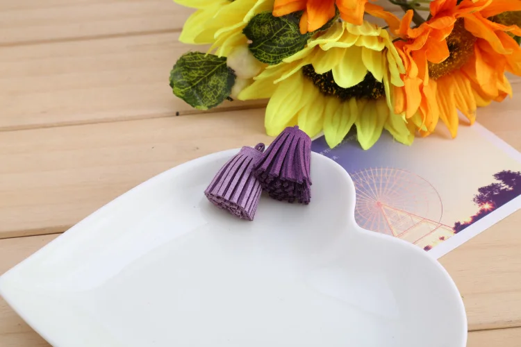 20 шт. 3,4 см замша кожа кисточкой бахрома DIY аксессуары серьги ювелирные изделия фурнитура брелок для телефона ремесло ремни кулон кисточки
