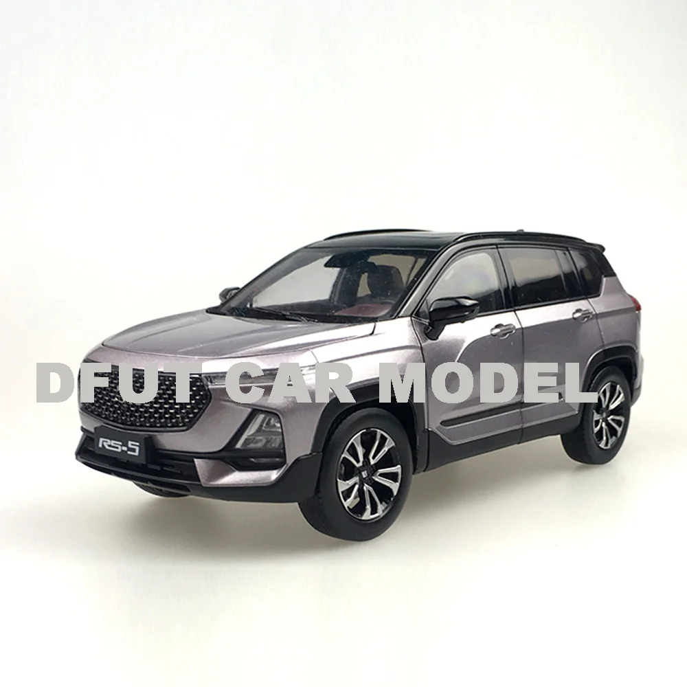 Модель автомобиля из литого металлического сплава BAOJUN в масштабе 1:18 модель