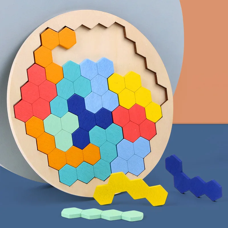 Детская сборка сотни разнообразных строительных блоков Упражнение на руки