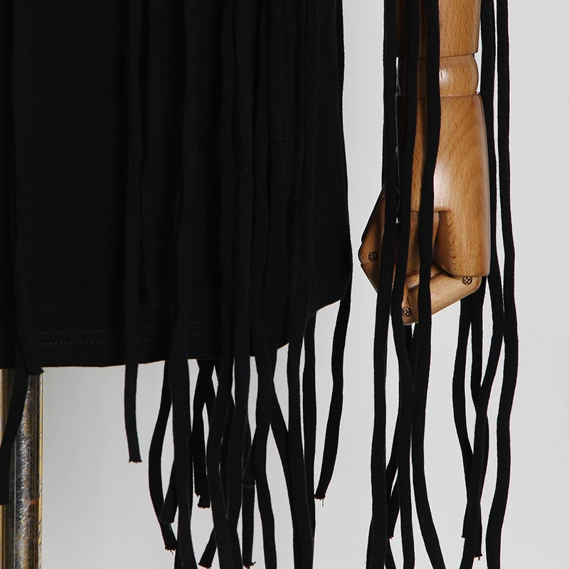 

TWOTWINSTYLE Fringed Casual Black T-shirt For Female Crewneck Short Sleeve Exaggerate Women's T Shirts 2021 Fashion New Clothing