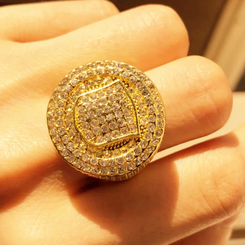 

Milangirl Luxury Hip Hop Micro Pave Stones All Iced Out Creative Badge Pattern Ring Big Rings for Men Jewelry