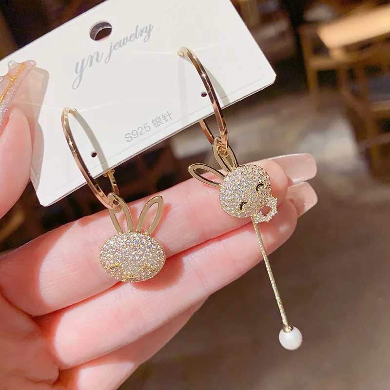 

Luxury 14K Real Gold Needle New Asymmetric Micro-inlaid Zircon Rabbit Stud Earrings for Women Cubic Zircon Earrings