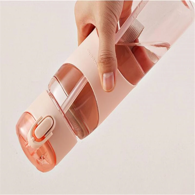 

520ML Outdoor Water Bottle With Straw Sports Riding Bottles Eco-friendly With Lid Hiking Camping Plastic Bicycle Gym Space Cup