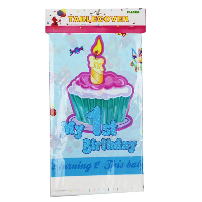 С днем рождения скатерть с изображением персонажей из мультфильма и торта в