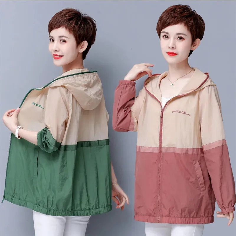 

Women Hooded Jackets 2021 New Summer Sun Protection Thin Coat Causal Windbreaker Famale Basic Coats Zipper Lightweight Outwear