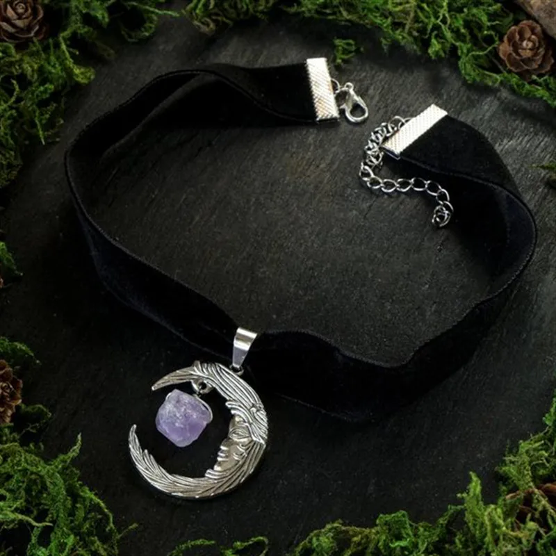 

Goth Velvet Moon Purple Natural Stone Choker Crescent Witch Jewelry Gift For Women Girl Friends New Fashion