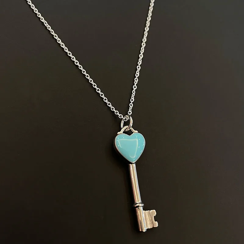 

Contracted classic blue heart 1:1 S925 pure silver enamel key sweater chain clavicle chain festival a birthday present
