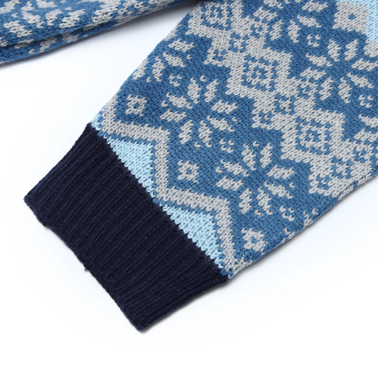 

Harajuku Vintage Turtleneck Sweater Pullover Men Bear Snowflake Knitted Sweater Christmas Streetwear Retro Sweater Unisex Winter