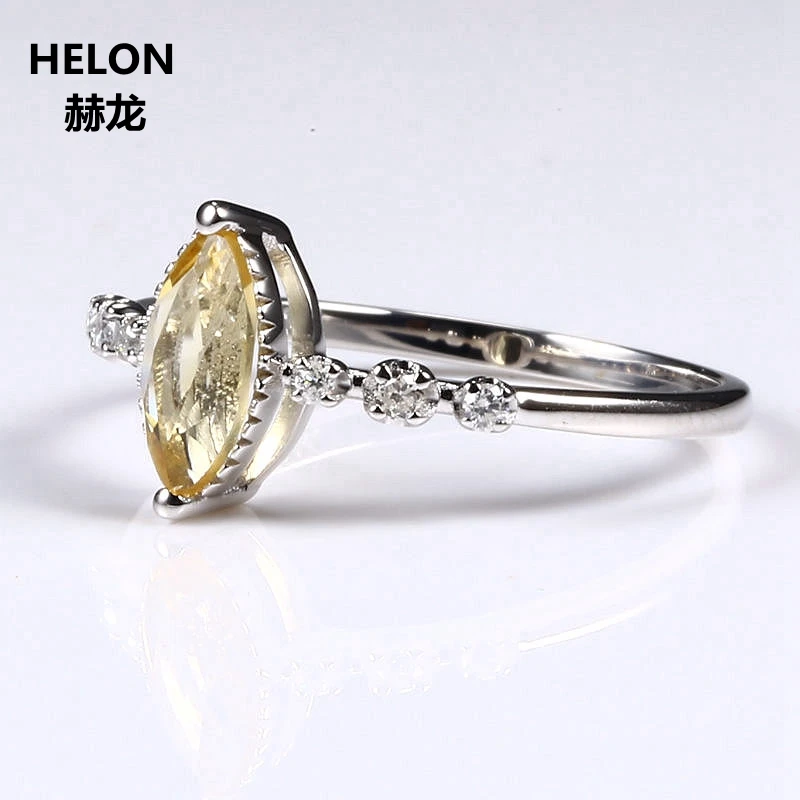 Обручальное кольцо из белого золота с камнями 4 х8 мм 14 к | Украшения и аксессуары