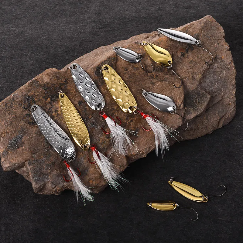 

Hot Selling 10pcs Fishing Lure Hard Lures Bass Trout Salmon 3D Lifelike Baits with Hooks 5 Grid Box