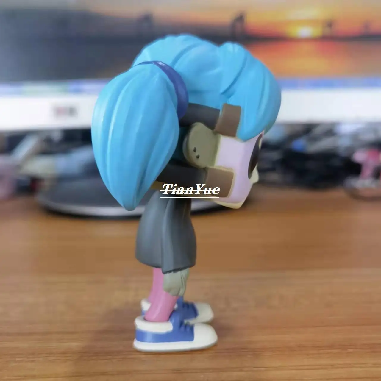 Дешево Виниловый аниме персонаж Салли, модель фигурки 10 см