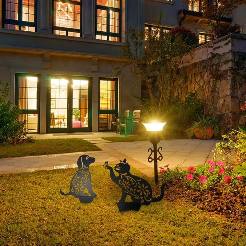 

Hollow Black Iron Kitten Dog Stake Set Metal Hollow Out Kitten Dog Figures Ground Stake for Outdoor Lawn Garden Decor