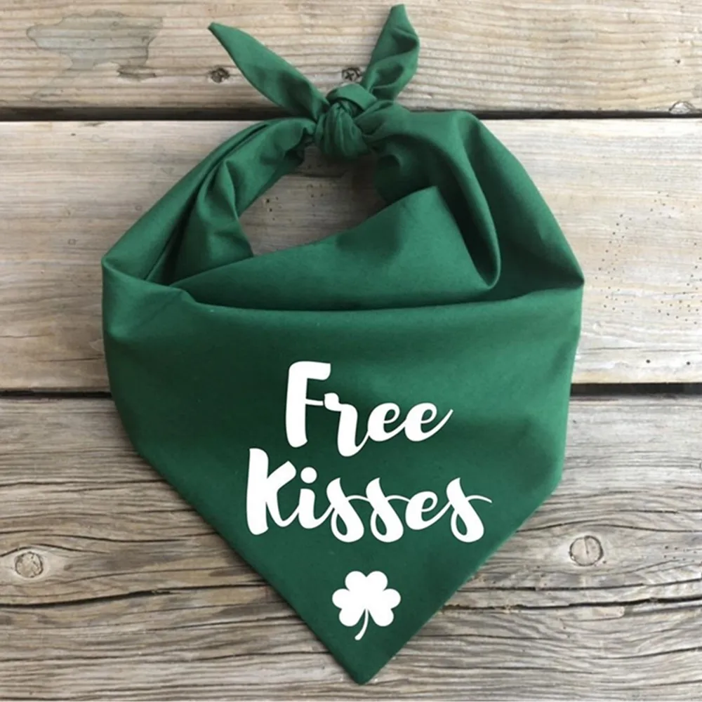 Precio pañuelos de perro blanco