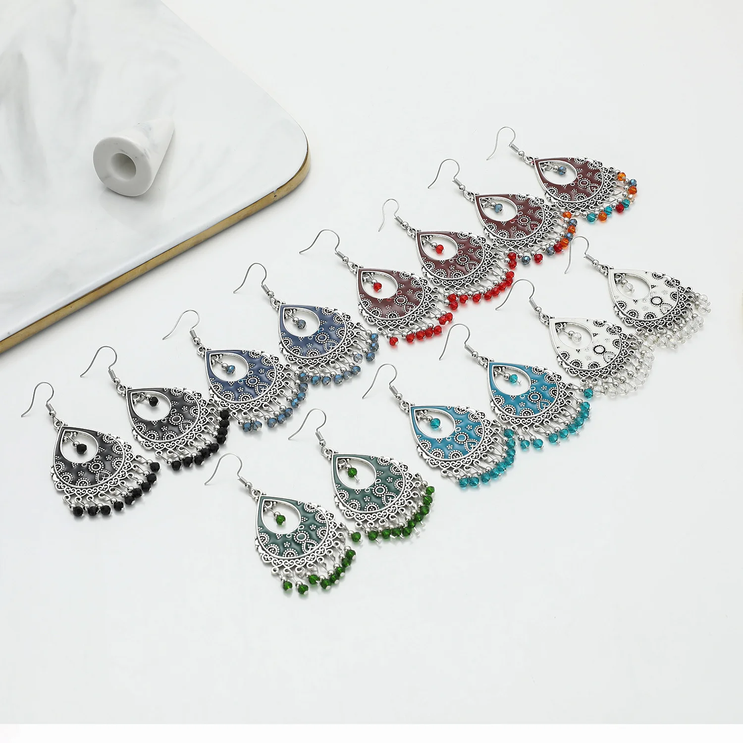 

European and American fashion short crystal alloy earrings Bohemian folk style retro tassel earring earring gift