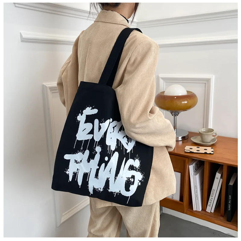 

Large Capacity Handbag New Fashion Female Big Bag Girly Single Shoulder Bag Letter Graffiti Style Tote Bag Women Shopper Bag
