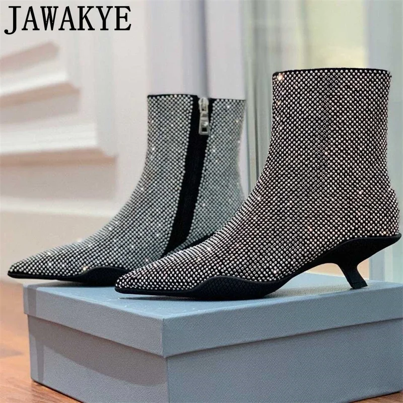 

Rhinestones Pointed toe kitten heel Ankle Boots Woman Slim Chelsea Boots Luxury Sexy Fashion Week Brand Boots botas mujer