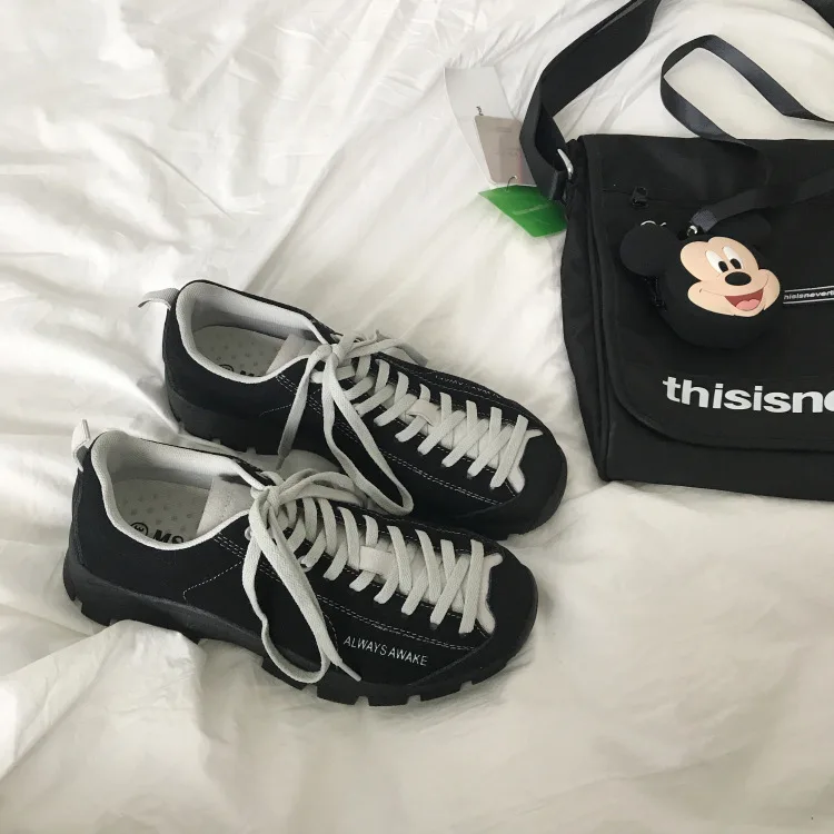 

Women Sport Sneakers Female Casual Shoes Woman Black Brand Sneakers Ladies Soft Chunky Sneakers Zapatos De Mujer Trainers New