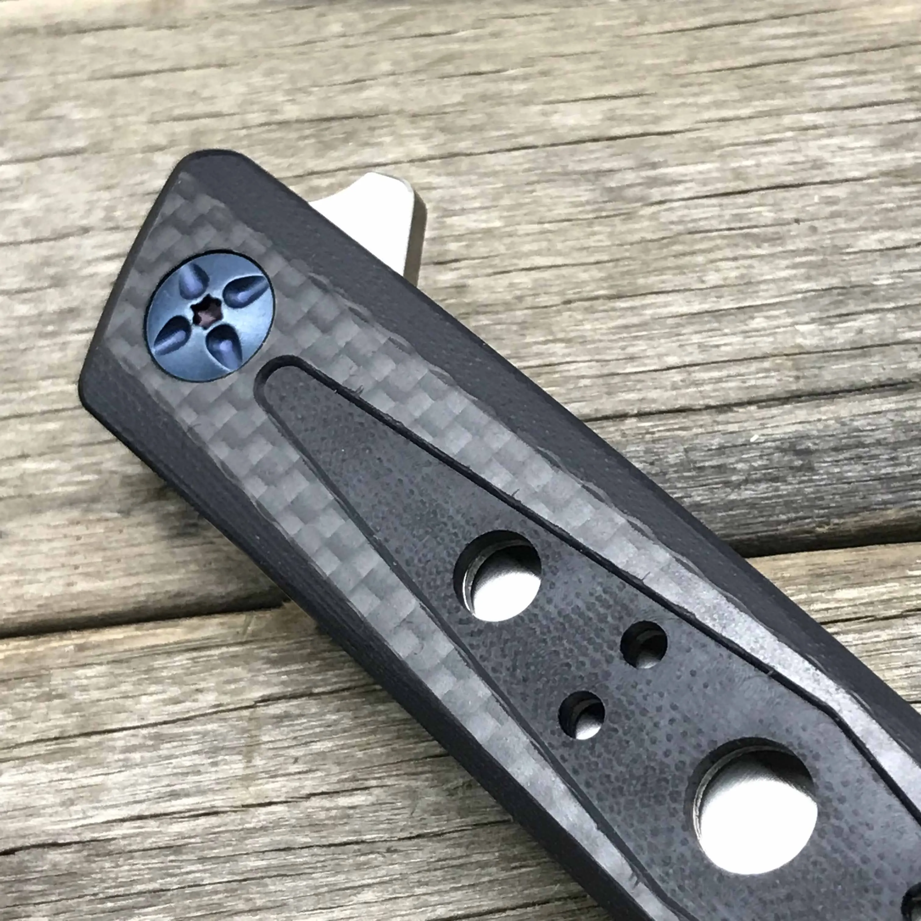 LDT D25 Folding Knife D2 Blade Carbon Fiber G10 Handle Ceramic Ball Bearing knife Hunting Survival Tactical Camping Knives Tool |