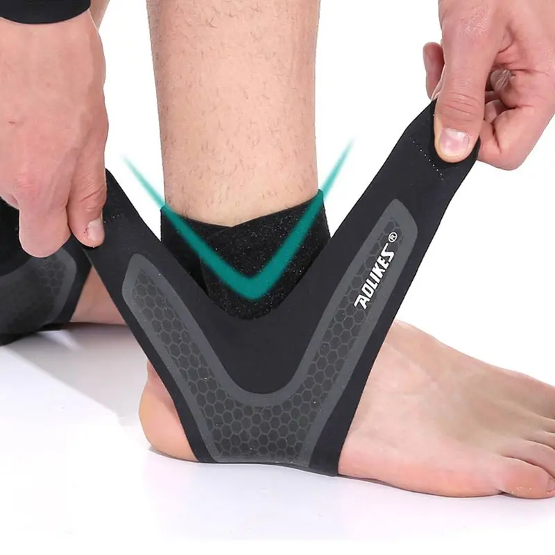 

1 шт. лодыжки Поддержка бандажа регулируемая спортивная Снэпбэк Кепка с Поддержка для занятий спортом Баскетбол ботильоны Обёрточная бумаг...