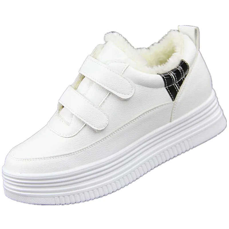 

Winter Shoes Women All-Match Modis Round Toe Mixed Colors Shallow Mouth Clogs Platform Casual Female Sneakers 2021 New Creepers