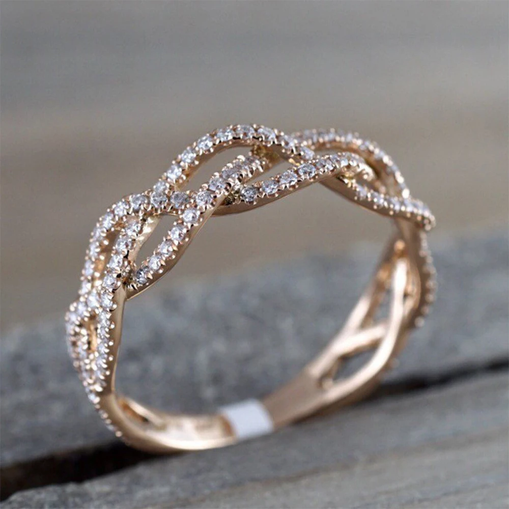 

Milangirl New Zircon Twist Geometric Ring Fashion Lady Luxury Cutout Design Wedding Party Ring
