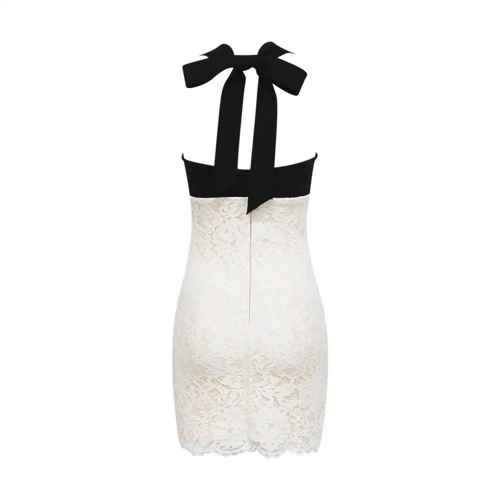 Женское облегающее платье с лямкой на шее черное или красное вечернее кружевом