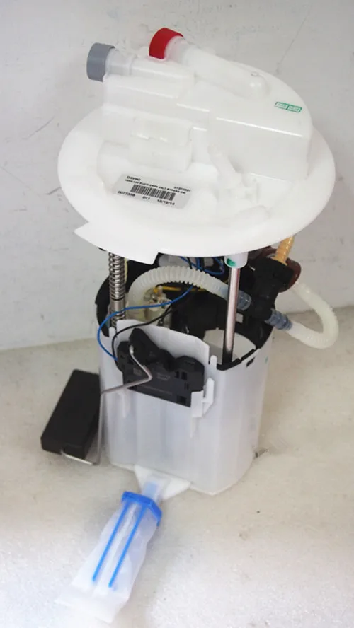 

Подлинный модуль топливного насоса 31372891, 31355936, подходит для Volvo S60 2011 л 4-цилиндровый турбо (2018-)