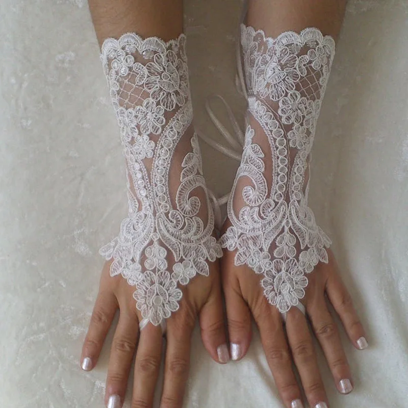 

Short Wedding Gloves Ivory White Black Bridal Gloves Girl Party Fingerless Lace Glove Ladies Flower Guantes Wedding Accessories