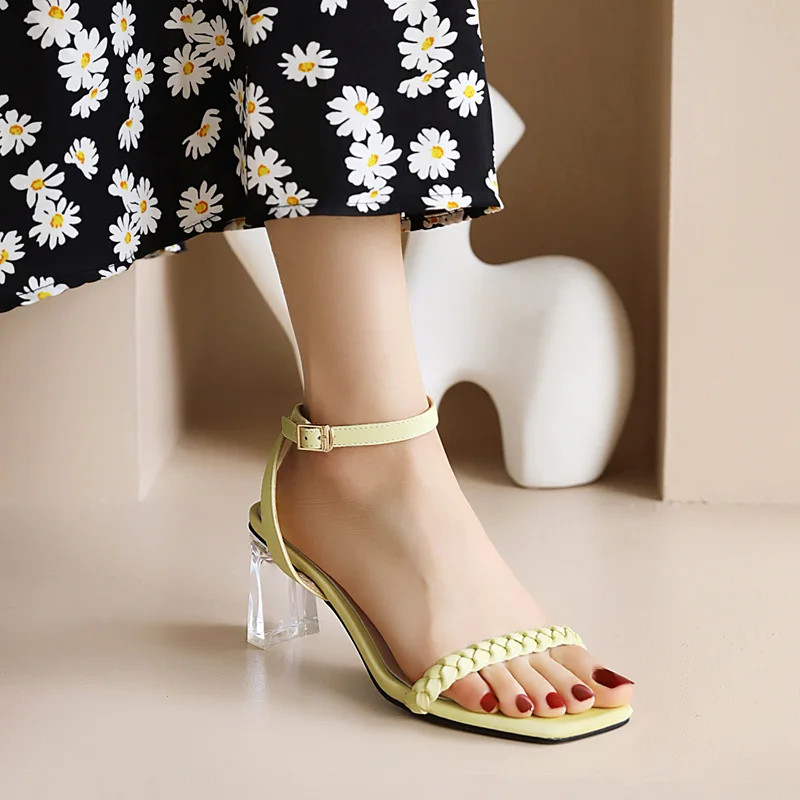 

Crystalline with woven buckles, simple square toe sandals and high heels 6cm