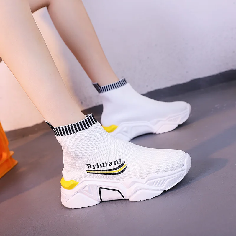 Кроссовки на высокой платформе из трикотажного эластичного материала женские