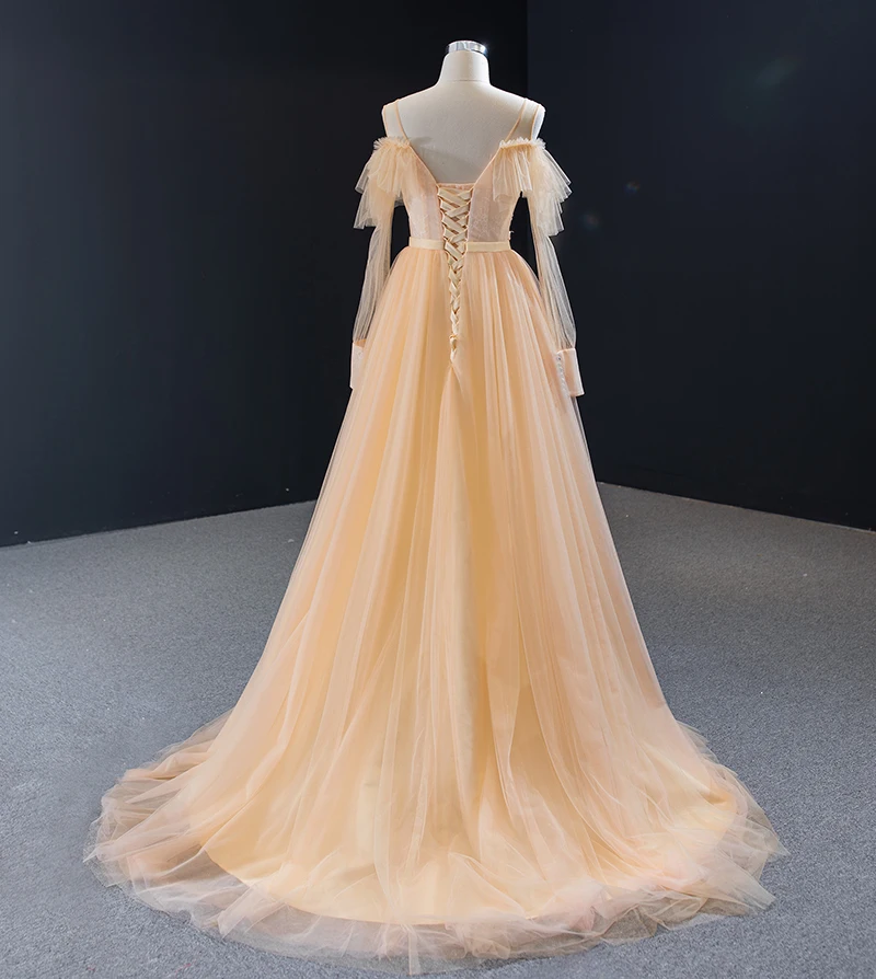 Женское вечернее платье с длинным рукавом круглым вырезом и шлейфом | Свадьбы