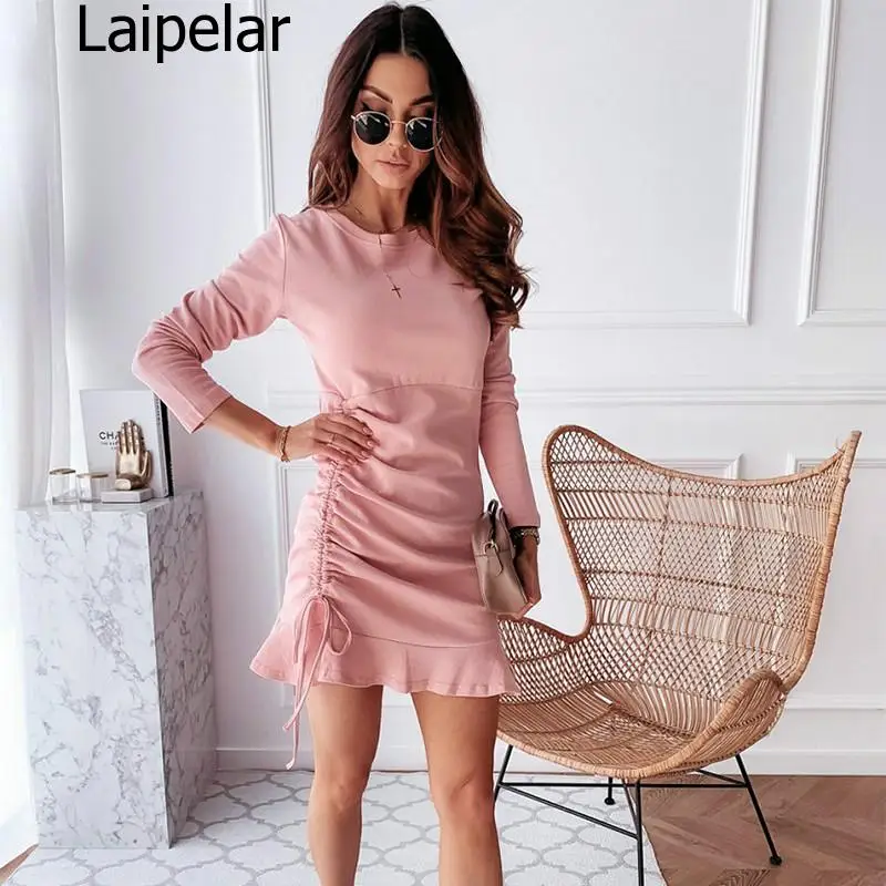 Сексуальное мини платье с круглым вырезом и высокой талией длинными рукавами